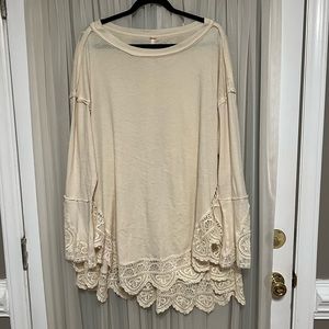 Cute Free People long sleeve lace blouse